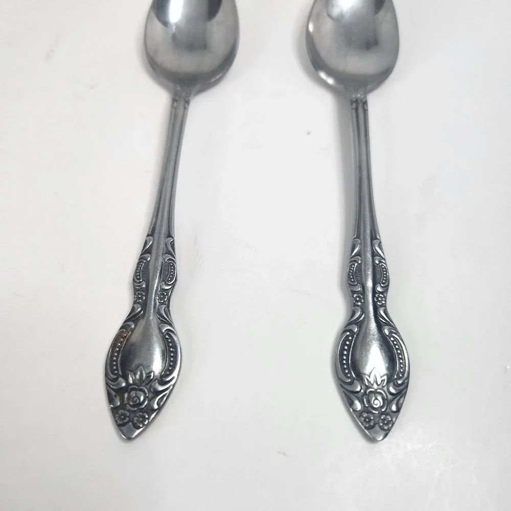 2 Rogers Co DREAM ROSE Stainless Soup Spoons 7